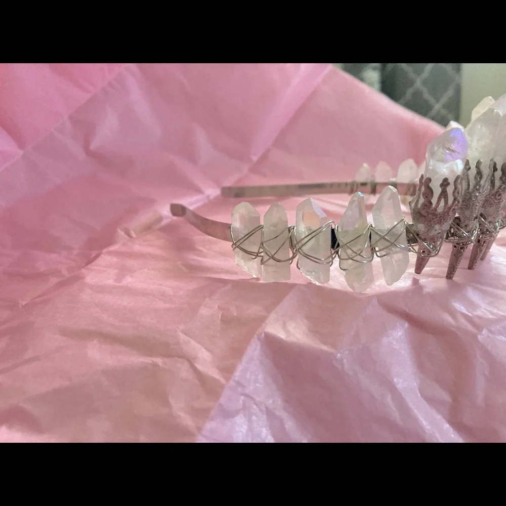 Tiera , Reiki charged angel aura quartz - Picture 7 of 7